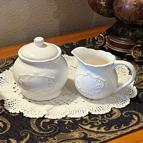 Cream & Sugar Container Set - Picture 2 of 8